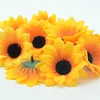 Cabeza de flor Artificial para decoración de cajas de boda, girasol de seda grande de 7cm, accesorios de álbum de recortes, flores falsas, 50 Uds. ► Foto 3/6
