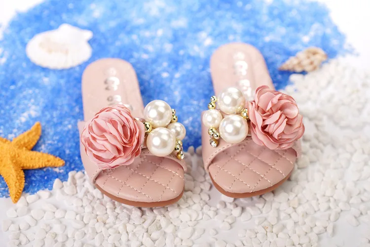 Обувь для девочек; летние шлепанцы принцессы; милые розовые шлепанцы для девочек; Большой жемчуг; цветы; детская обувь на плоской резиновой подошве; размеры 24-37