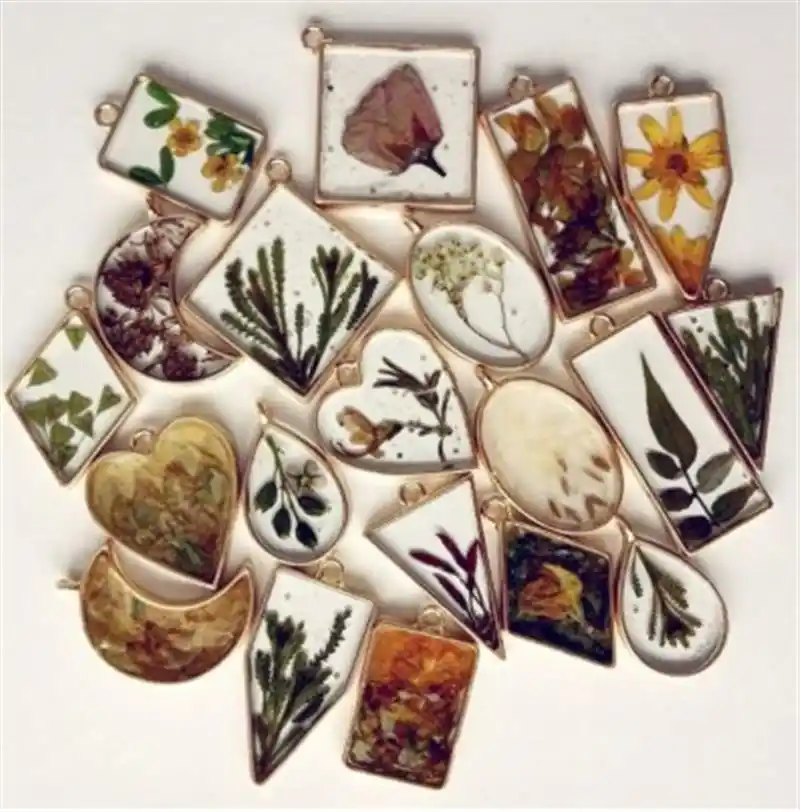 open back bezel for resin