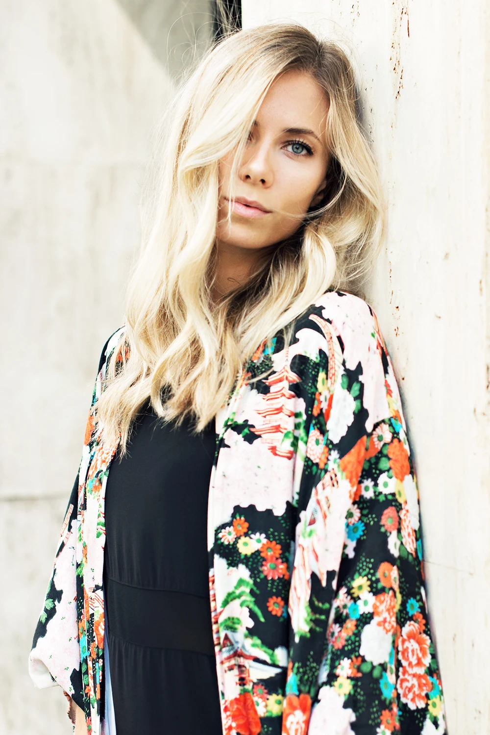 Elizabeth-Minett-Kimono-ysl-la-fashion9