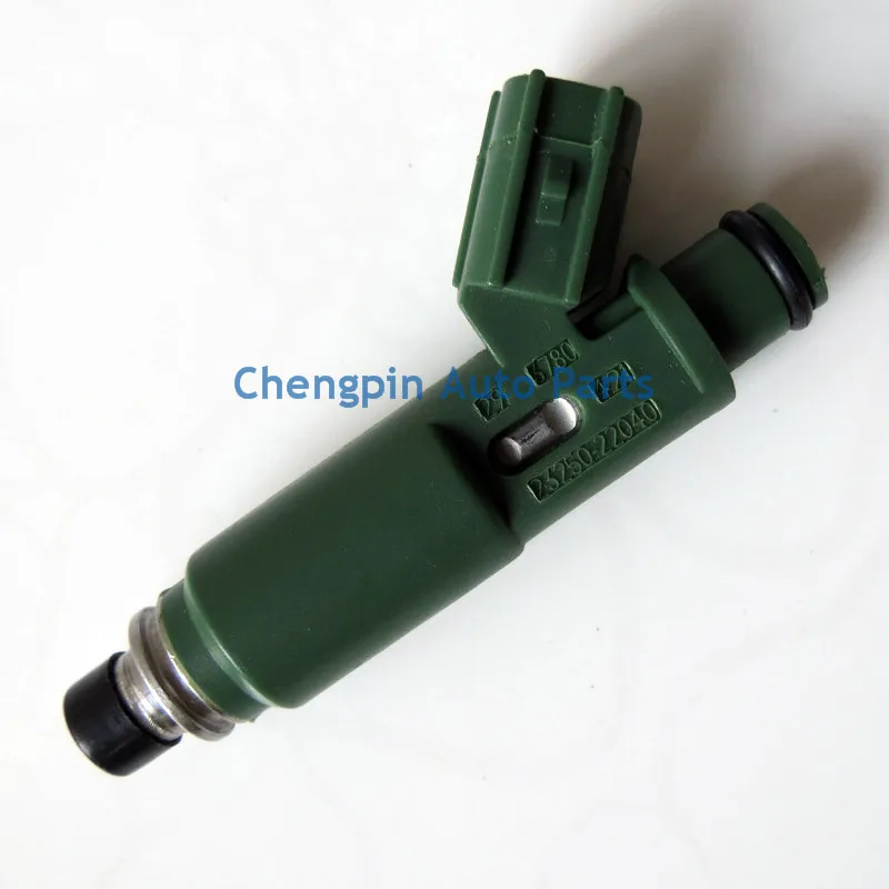 Auto Parts Fuel Injector OEM# 23250 22040 Nozzle