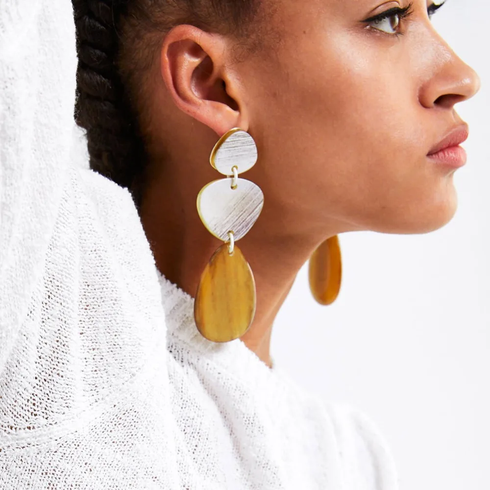 

Vedawas za Handmade Earrings Luxury Resin Drop Dangle Earrings for Women Wedding Party Gifts Ear Accessories Wholesale xg2535
