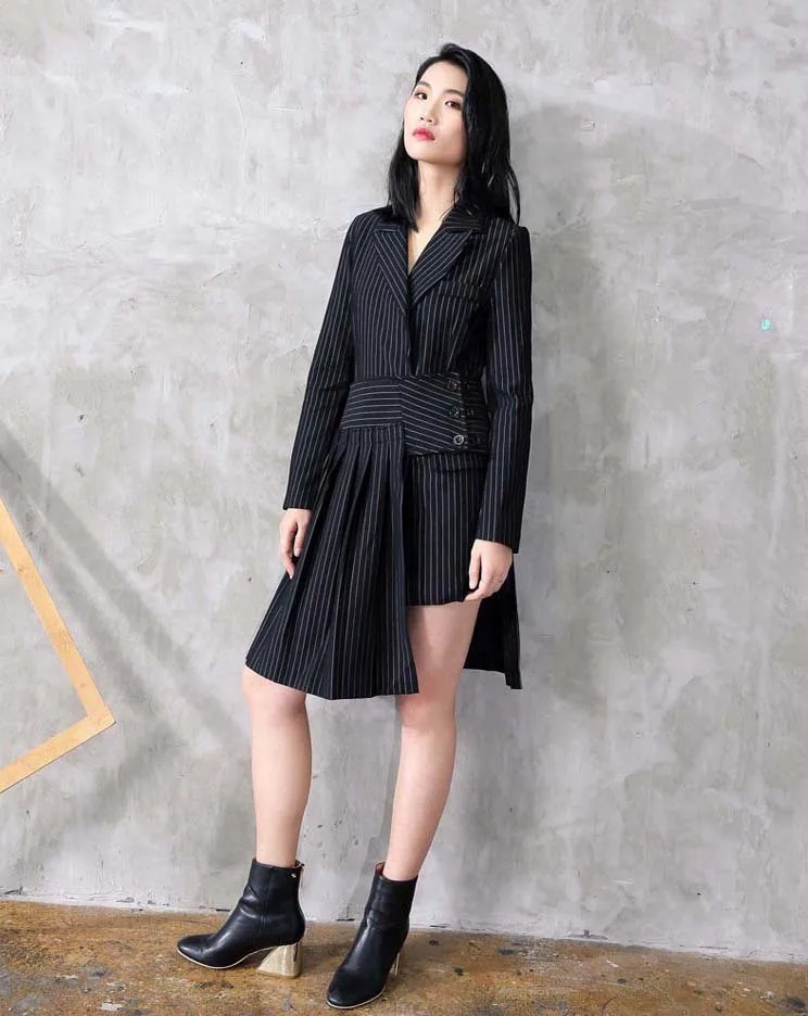 2018 Fall/winter women stripe blazers coat Chic elegant Asymmetrical draped blazer jackets D247