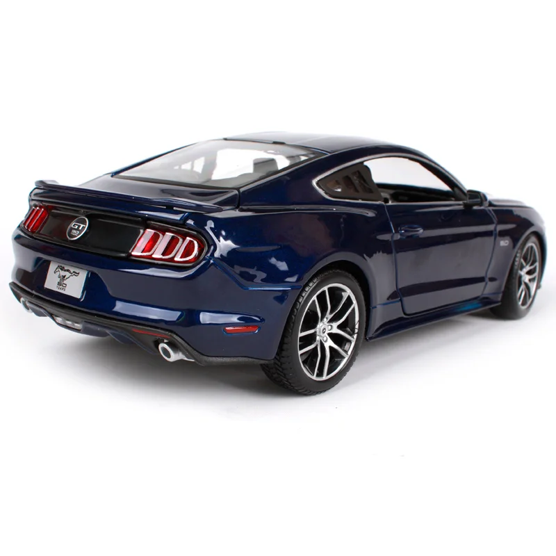 Maisto 1:18 Ford Mustang GT спортивный автомобиль с жесткой спинкой синий белый литой под давлением модель автомобиля игрушка Новинка в коробке 38133