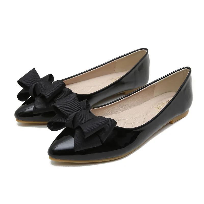 cushioned flat shoes