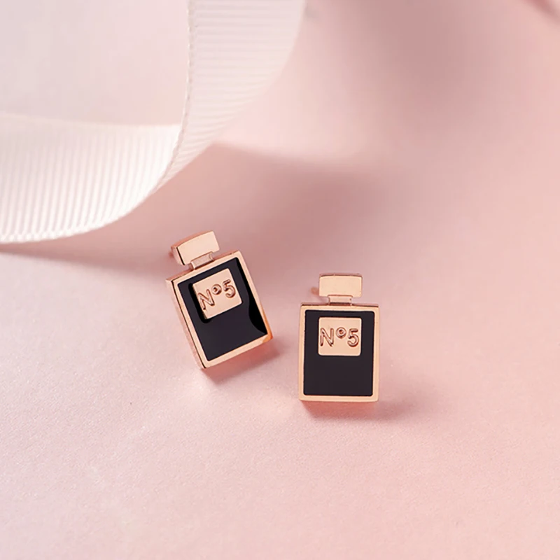 

Stainless Steel Number 5 Perfume Bottle Earrings for Women Fashion Brand Gold Small Stud Earrings Wedding Gifts kolczyki Z019