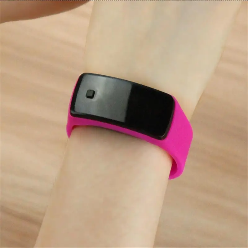 Fashion Ultra Thin Girl Men Sports Watch Silicone Digital LED Casual Wrist Relogio Masculino 4