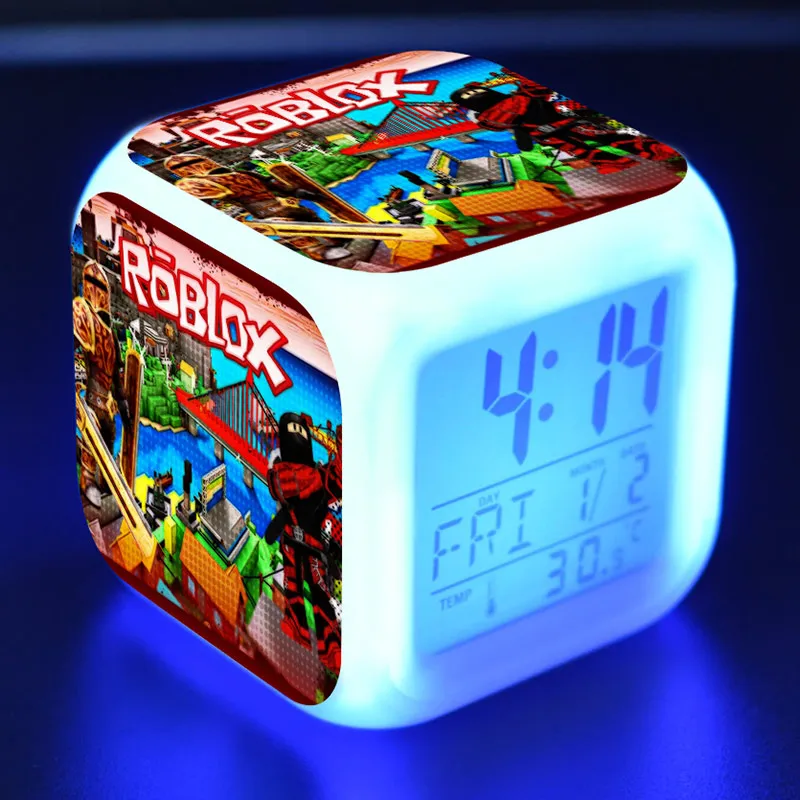 Роблокс часы на руку. Электронные часы ночник. Roblox clock. Электронные часы кубик. Roblox clock.