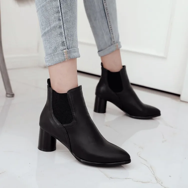 

Big Size 11 12 13 14 15 16 Chelsea boots with pointed round heel and high heel elastic band and artificial short plush