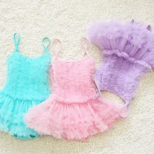 Принцессы Кружево для маленьких девочек Купальники для малышек маленькая девочка тюль боди+ Кепки для детей 1-6 малышей пляжные пачка Одежда заплыва костюм 5 шт