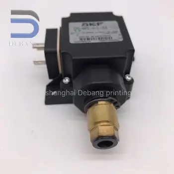 

Perinting SKF DS-W1-4-L-S1 dedicated Oil road sensor 00.250.0722/03 Germany