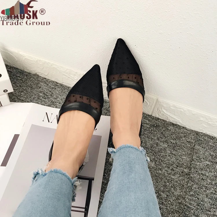 

YIBING1517 New 2019 Spring Summer Shoes Women Black White Mesh Stitching Dot Flat Sandals Female Pointed Toe Casual Shoes