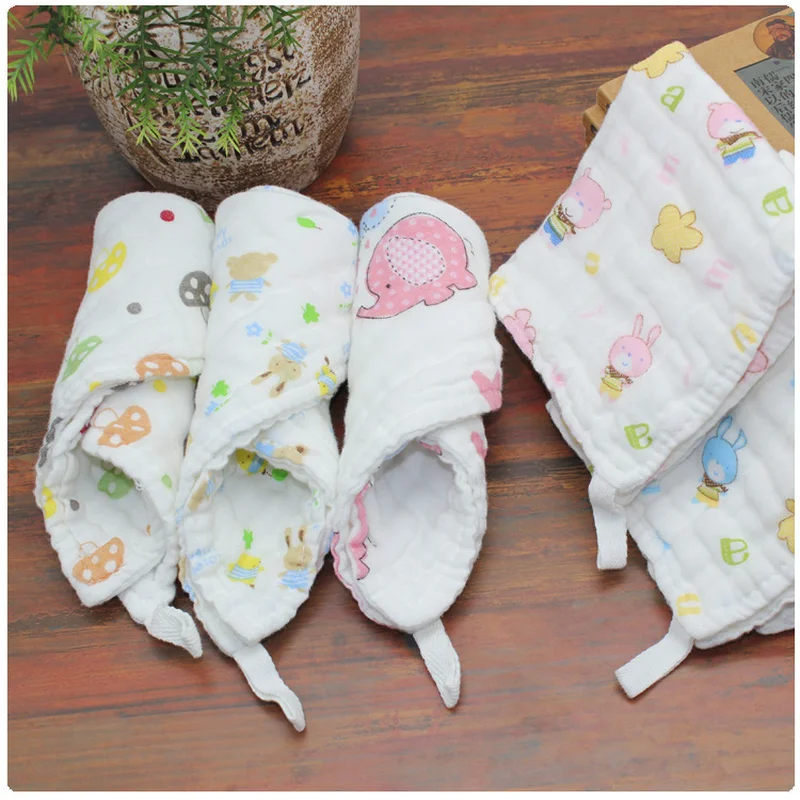 4 Pcs/lot 25*25 Cm 6 Floors Cotton Towel Kids Newborn Stuff Kindergarten Nursery School Baby Towel with Hook Print Hand Towel