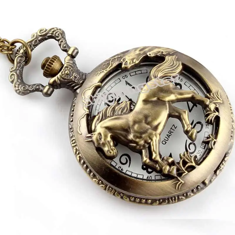 Винтаж бронза Симпатичные выгравированы полые Лошадь кварцевые карманные часы ожерелье унисекс кулон для цепи для мужчин карманные часы