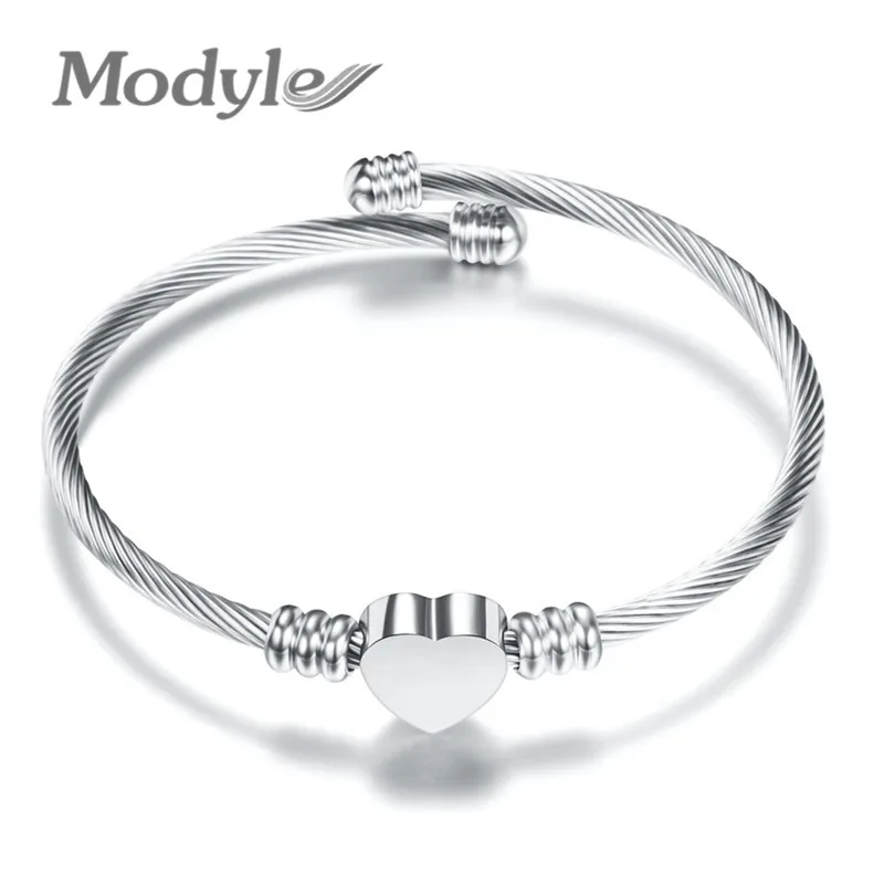 

Modyle New Fashion Love Spring Chain Silver Color Stainless Steel Heart Bracelet Bangle For Women