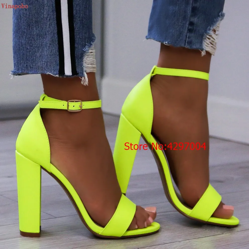 sandaly-na-slupku-neon-yellow-ariel (2)