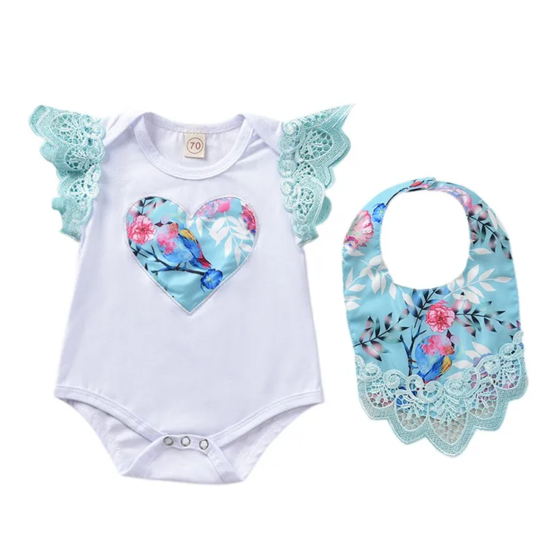 

Cute O-Neck Pullover Print Baby Girl Clothes Cotton Baby Girl Clothing Sets Heart Pattern Romper+Bib Infant Clothes 2pcs Suit