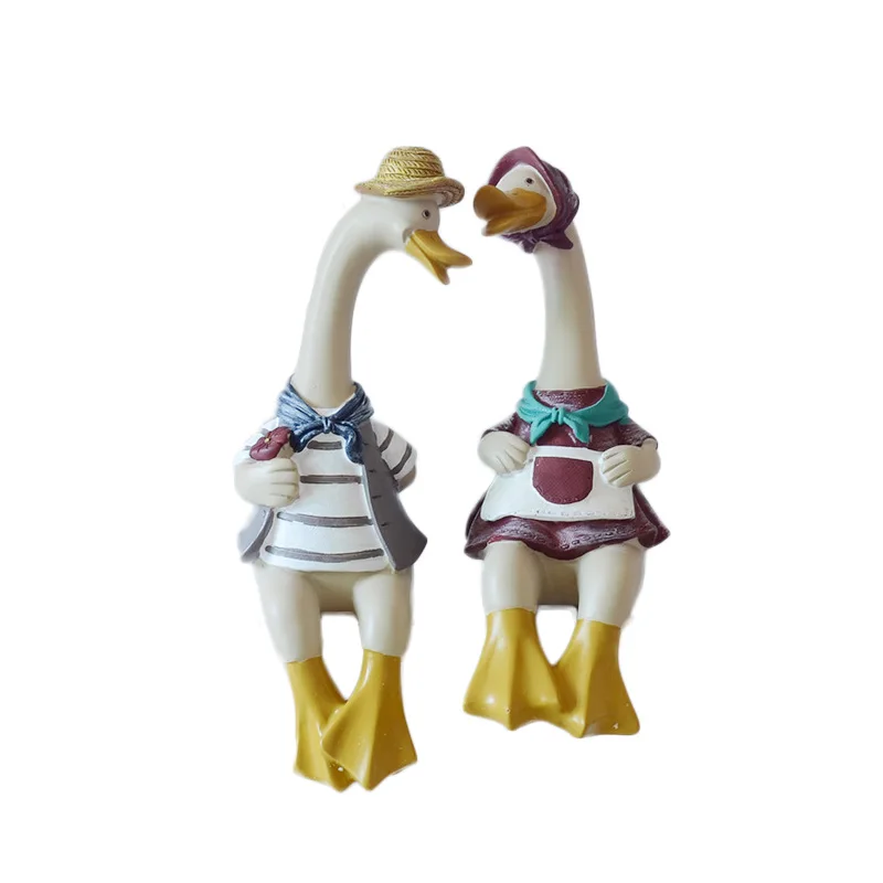 

2PCs Ducks Lovers Miniatures Ornament Living Room Figurines Country Duck Craft Home Decorations Animal Figurines Wedding Decor