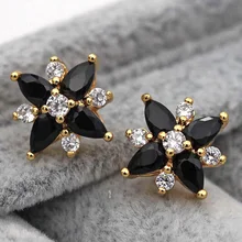 Новинка с листком клевера, серьги-гвоздики для женщин, позолоченные цветочные серьги с черным цирконием, трендовые ювелирные изделия для свадьбы, Подарок на годовщину
