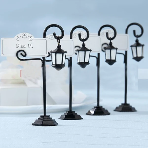 

New Wedding & Engagement Party Direction Sign Inventory Western Style Streetlight Place Card Holder For Wedding Table Decoration