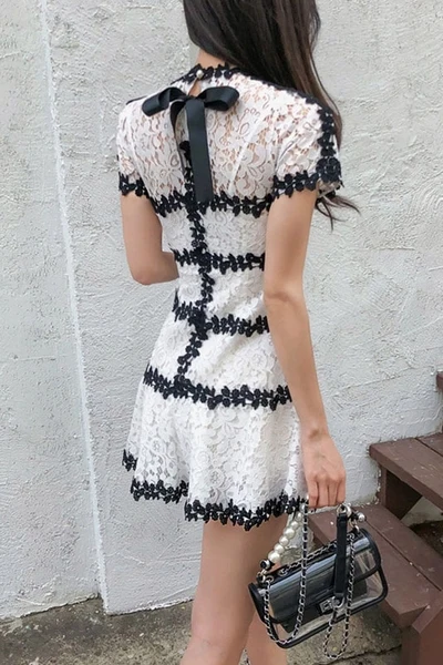 SHTONGHUA Новая мода подиум кружева лоскутное летнее платье для женщин Сладкий Жемчуг Бисероплетение Лук Открытое платье vestidos
