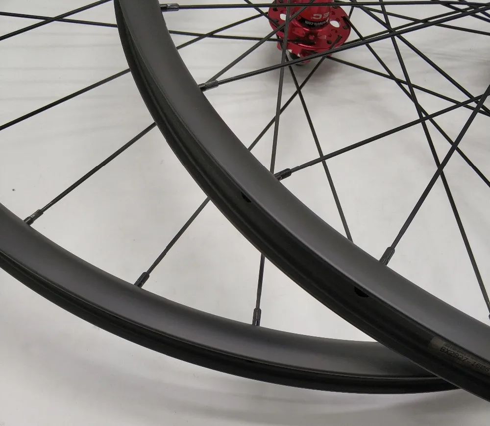 Cheap mtb wheels 29 tubeless mtb wheel ultra light 1300g carbon mtb wheels 29er mtb wheelset carbon disc brake 29" mtb wheels 1 Cheap mtb wheels 29 tubeless mtb wheel ultra light 1300g carbon mtb wheels 29er mtb wheelset carbon disc brake 29" mtb wheels 1