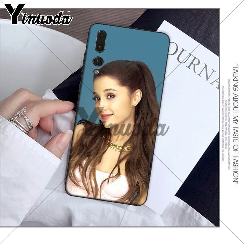Cat Ar Ariana Grande