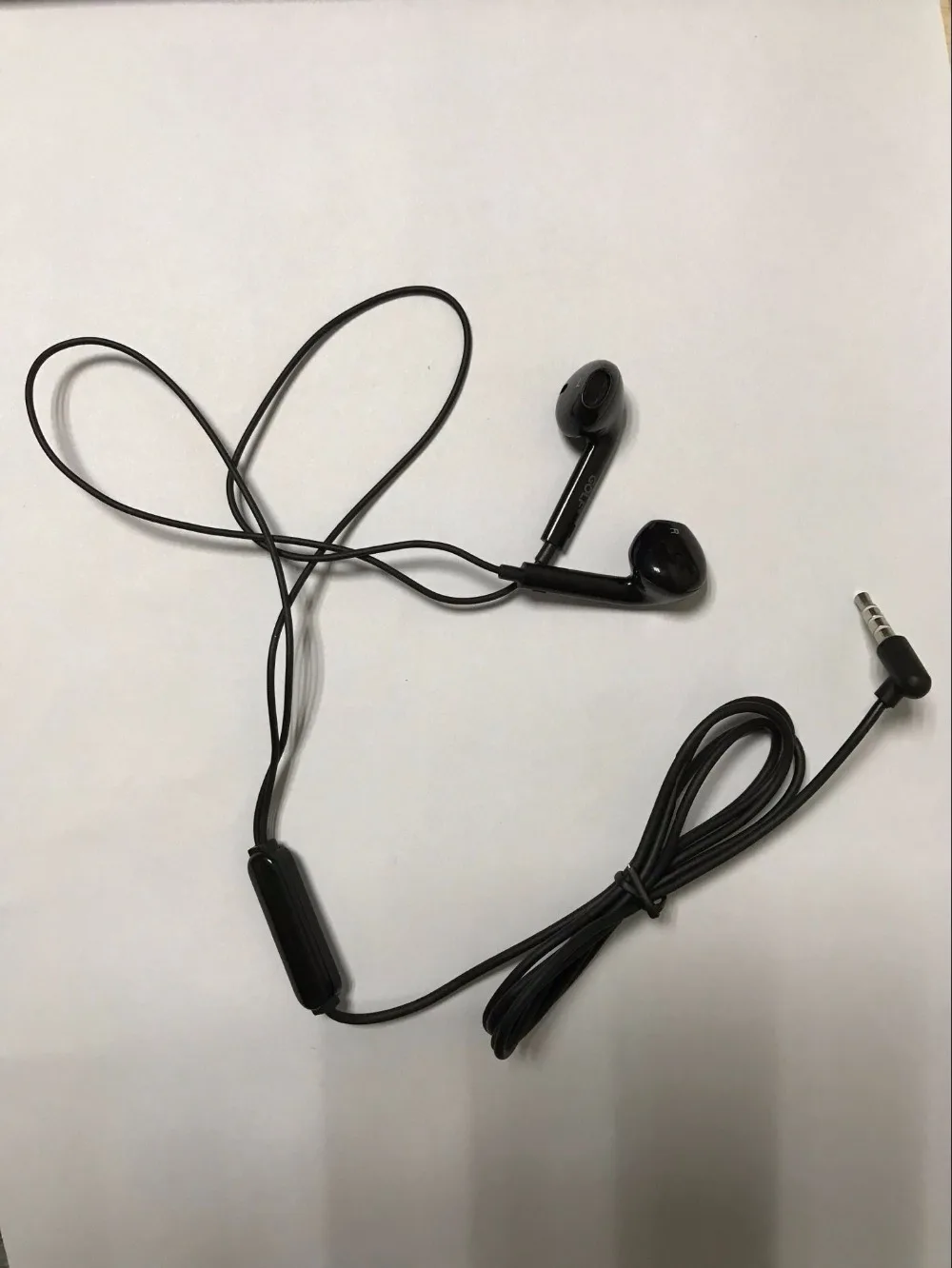 A6C90FA9CB384404D75FADF261CFCEBF