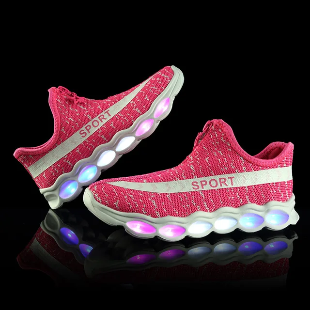 2018 New Kids Glowing Sneakers Luminous Outdoor Sports Running Tennis