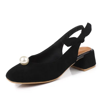 

Wild women's shoes 2019 spring and summer sample thick with the square head size code 30-43 Baotou sandals