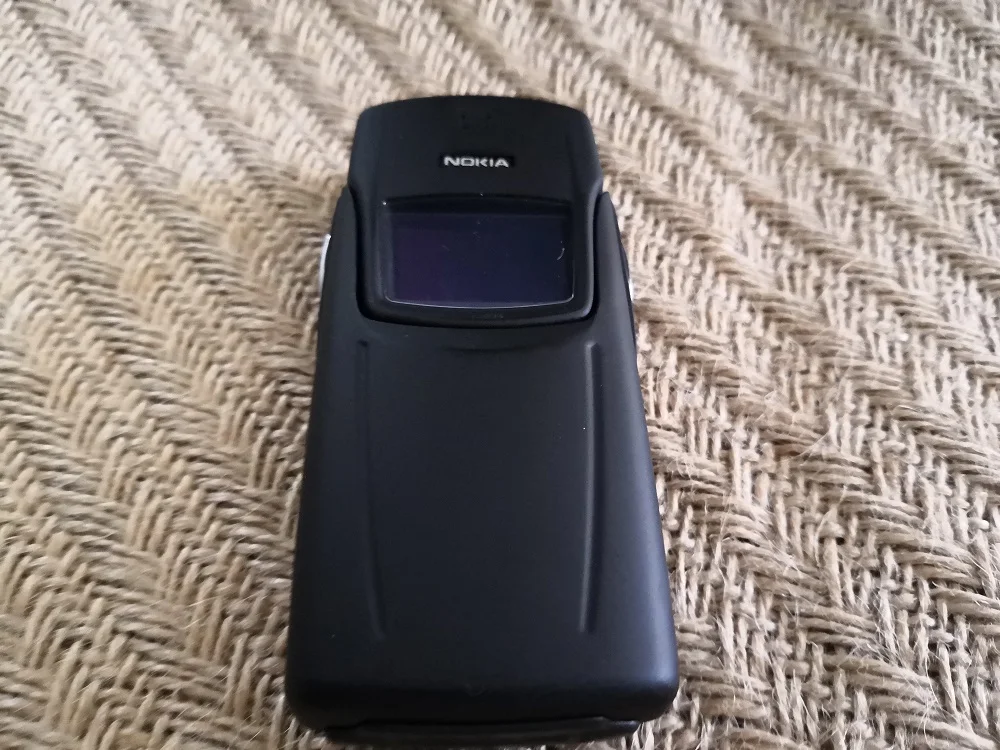 Nokia 8910i Titanium 8910i Dual Band GSM Bluetooth Black Good Quality