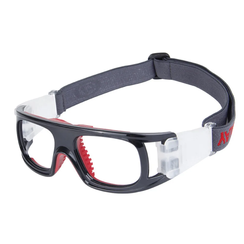 Лэнс армстронг. Защитные очки для баскетбола. Мужчина в спортивных очках. Спортивные очки с диоптриями для баскетбола. Спортивные очки для зрения для баскетбола.