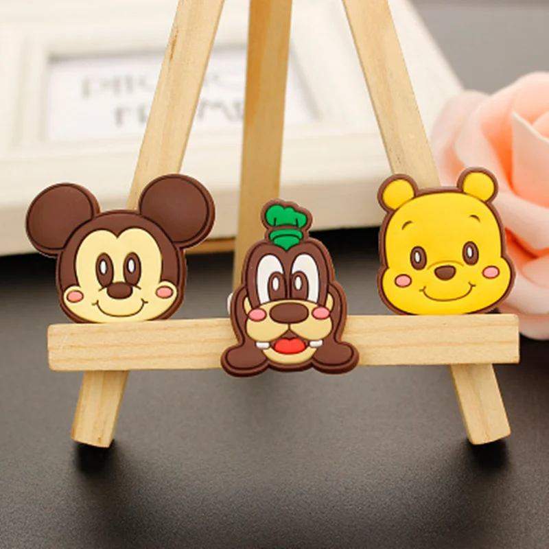 

1Pcs PVC Cartoon Cute Mickey Duck Icon Brooch Pins Badge Anime Figure Pins Button Badge Backpack Clothes Hat Decor Kids Gift