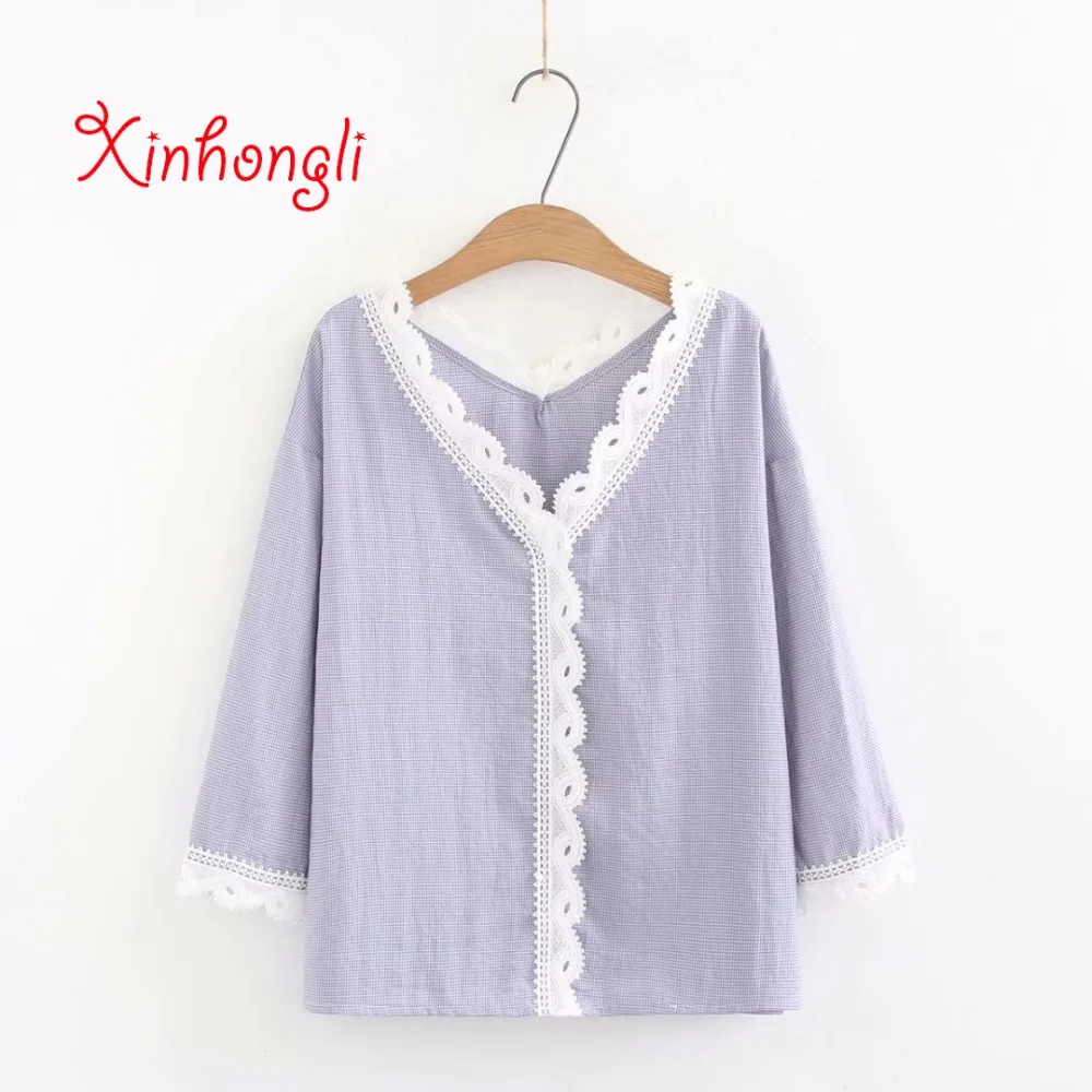 

Plus size cotton Plaid half sleeve women blouse 2019 spring summer casual ladies loose lavender shirts female lace V-neck tops