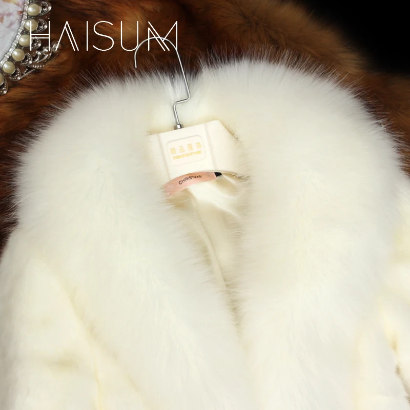 Women's Faux Fur Jacket Winter Warm Black / White Imitation Fox Fur Short Temperament Young Lady 2018 New Comfort Brand Nv020