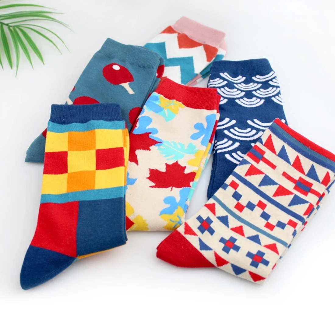 

New Color Cotton Happy Socks Men/Women British Style Casual Harajuku Long Socks Hot 2019 Fashion Novelty Art For Couple Fun Sock