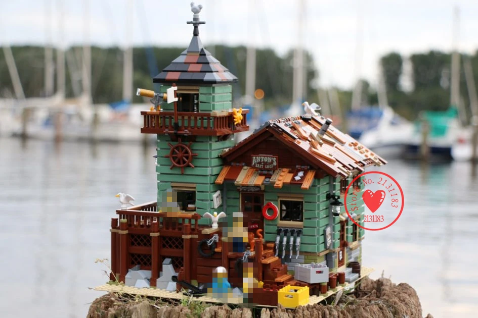 

New 2109Pcs The Old Finishing Store fit legoings MOC house creator city streetview figures Building Blocks Bricks Toy kid Gifts
