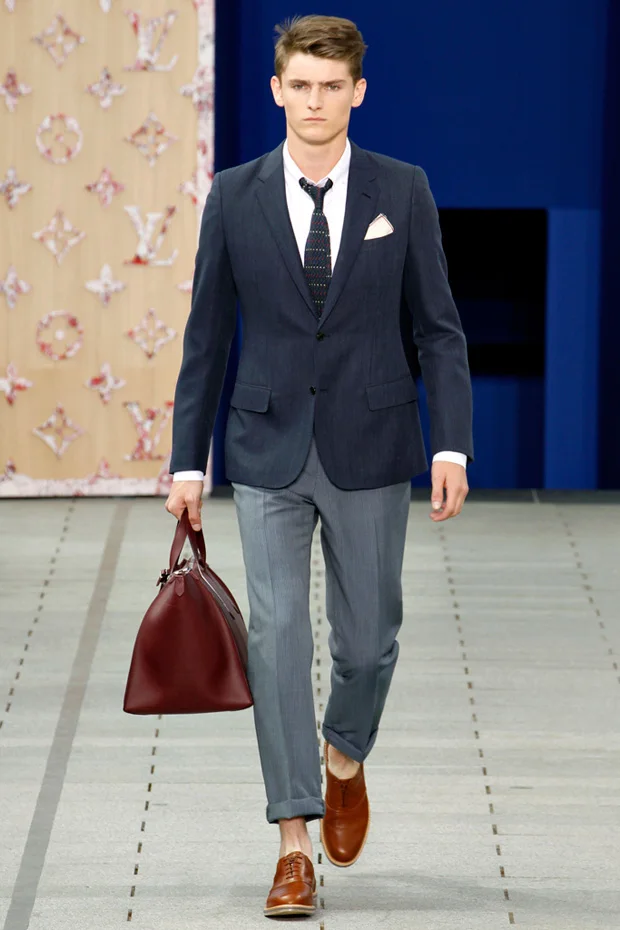 2017 Latest Coat Pant Designs Navy Blue Mens Suit Stage