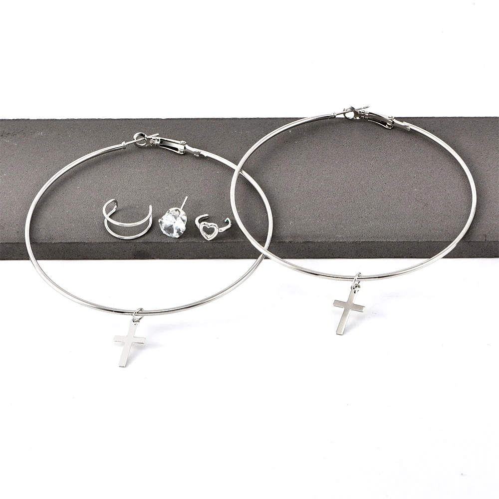 Simple Fashion Gold Crystal Cross Big Round Hollow Ring Heart Shape Earrings For Women Bohemia Vintage Drop Earrings Jewelry