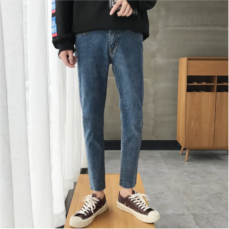 2018 Autumn New Men's Fashion Temperament Cotton Youth Personality Casual Self-cultivation Solid Color Wild Nine Points Jeans