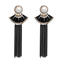 Новое поступление года 4 цвета юбка Форма длинные металлические кисточкой Стад Серьги моде моделируется-жемчужные украшения цена оптовой продажи