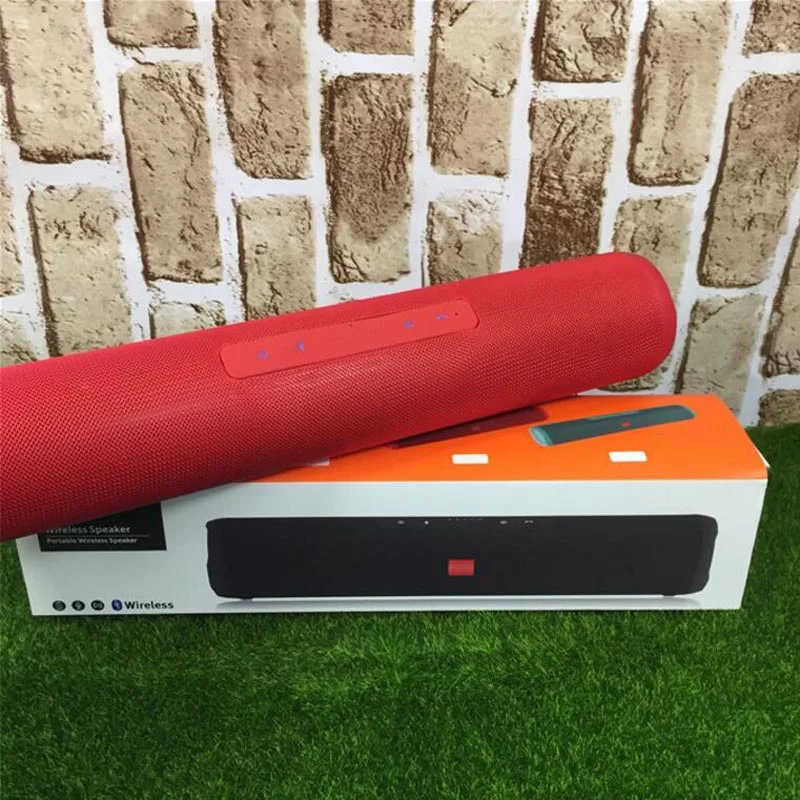 Portable intelligent wireless Bluetooth speaker stereo bass effect Bluetooth speaker multi-function outdoor FM Bluetooth speaker