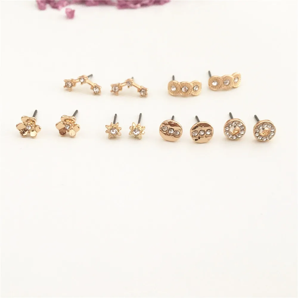 

PRETTY GOLD COLOR PLATING ROUND STAR FLOWER CONSTELLATION 6 PAIR STUD EARRINGS SET FOR WOMEN