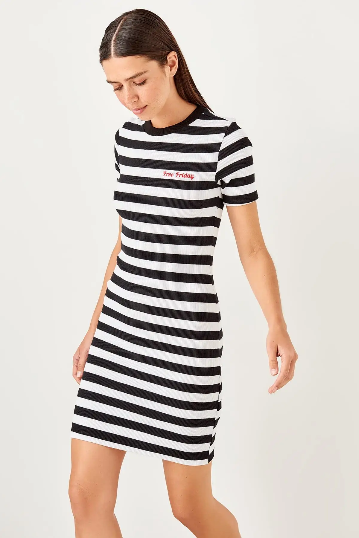 

Trendyol Multicolour Stripe Knitted Dress TWOSS19AD0095