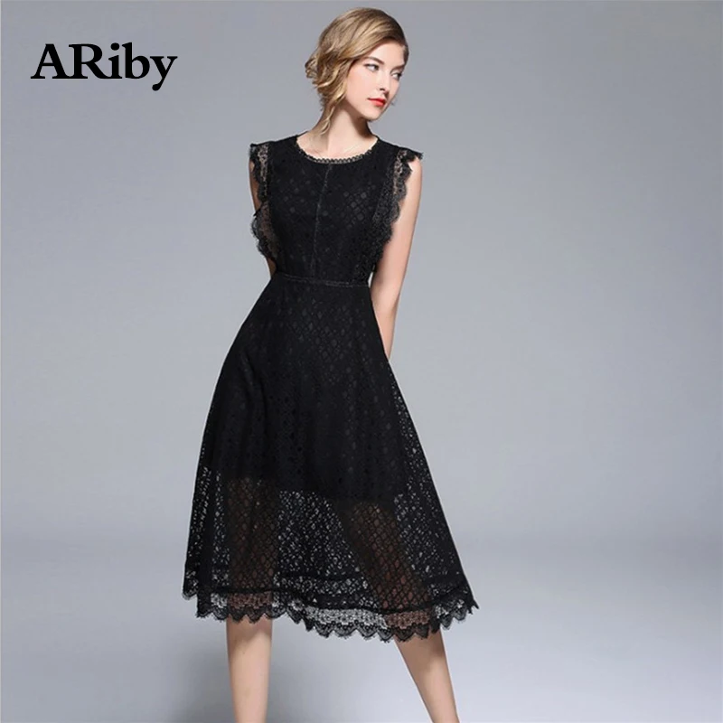 Women Dress Black O-Collar Dress 2019 Summer New Office Lady Sleeveless Solid Hollow Out Lace Knee-Length A-Line Dress Plus Size