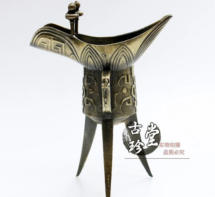 

Delicate Chinese ancient imperial palace supplies, copper wine glasses