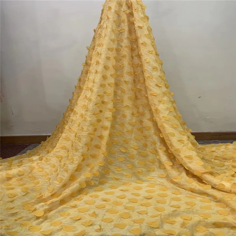 

Madison French Lace Fabric Mesh Embroidered Leaf Yellow Guipure Lace African Tulle Lace Nigeria Women Dress