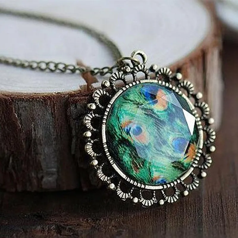 N114-Vintage-Women-Long-Chain-Necklaces-Retro-Gold-Plated-Peacock-Feather-Carved-Pendant-Necklace-Bijoux-Collares