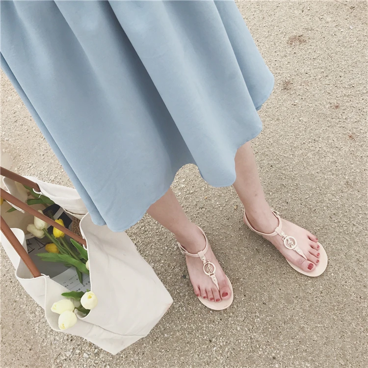 SWYIVY/женские босоножки; прозрачная обувь на плоской подошве; коллекция года; Летние сандалии-Вьетнамки; женская пляжная повседневная обувь для отдыха; простая обувь в римском стиле; Цвет Черный