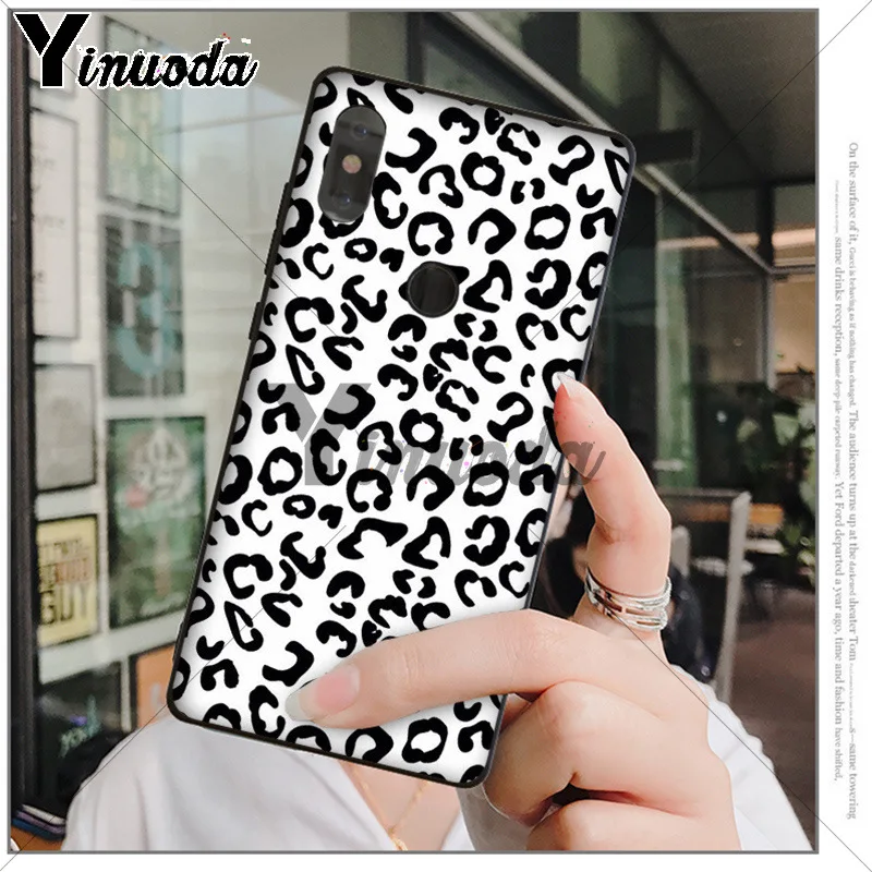 giraffe leopard tiger zebra Wild Print 